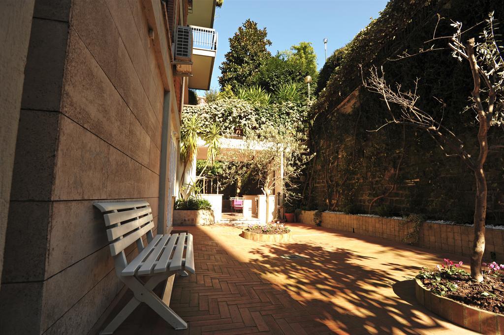 Home Under The Dome Roma Exterior foto